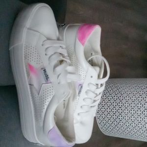 Mudd brand showed size 6 never worn